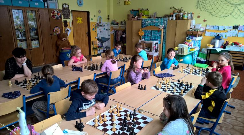 Šachové mini turnaje ve škole